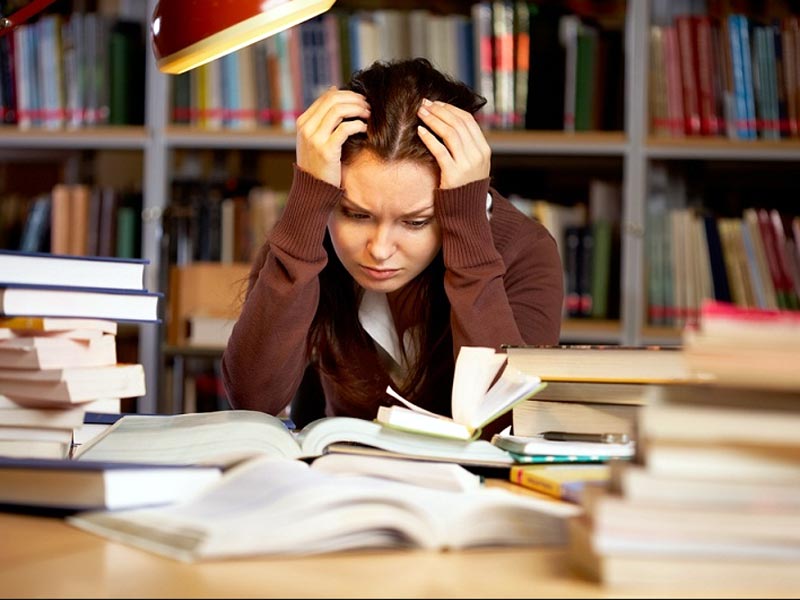 5 Sự thật: tình yêu thương của cha mẹ có thể là động lực nhưng cũng có thể là áp lực cho con cái 4 Con trẻ bị áp lực sẽ không hạnh phúc gây nhiều hệ luỵ trong cuộc sống